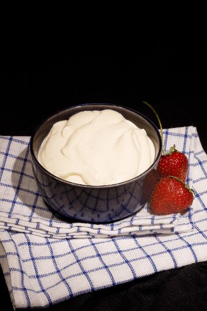 Сметана на сливках "Деревенская" (жирная), 200 г